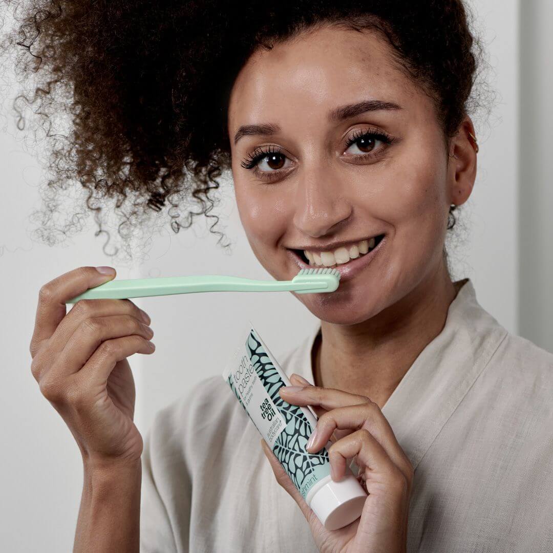 Gift ideas for grandpa — 5 Mouth care products with Tea Tree Oil - Image 2
