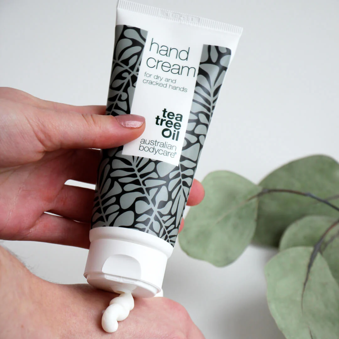 Gift for hostess — Don’t forget to bring a thoughtful gift for the hostess - Image 3